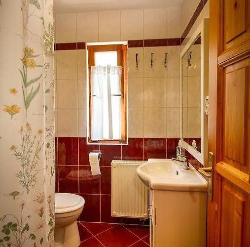 Opusztaszeri Erdei Wellness Vendeghaz Opusztaszer